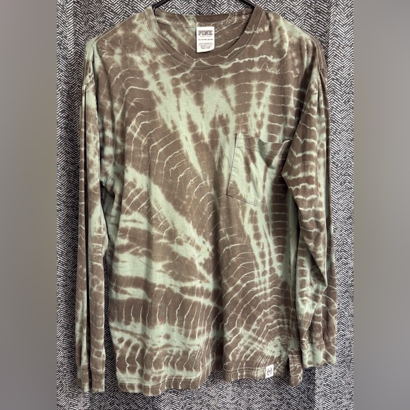 VS PINK Tie Dye Long Sleeve Tee - Picture 1 of 6